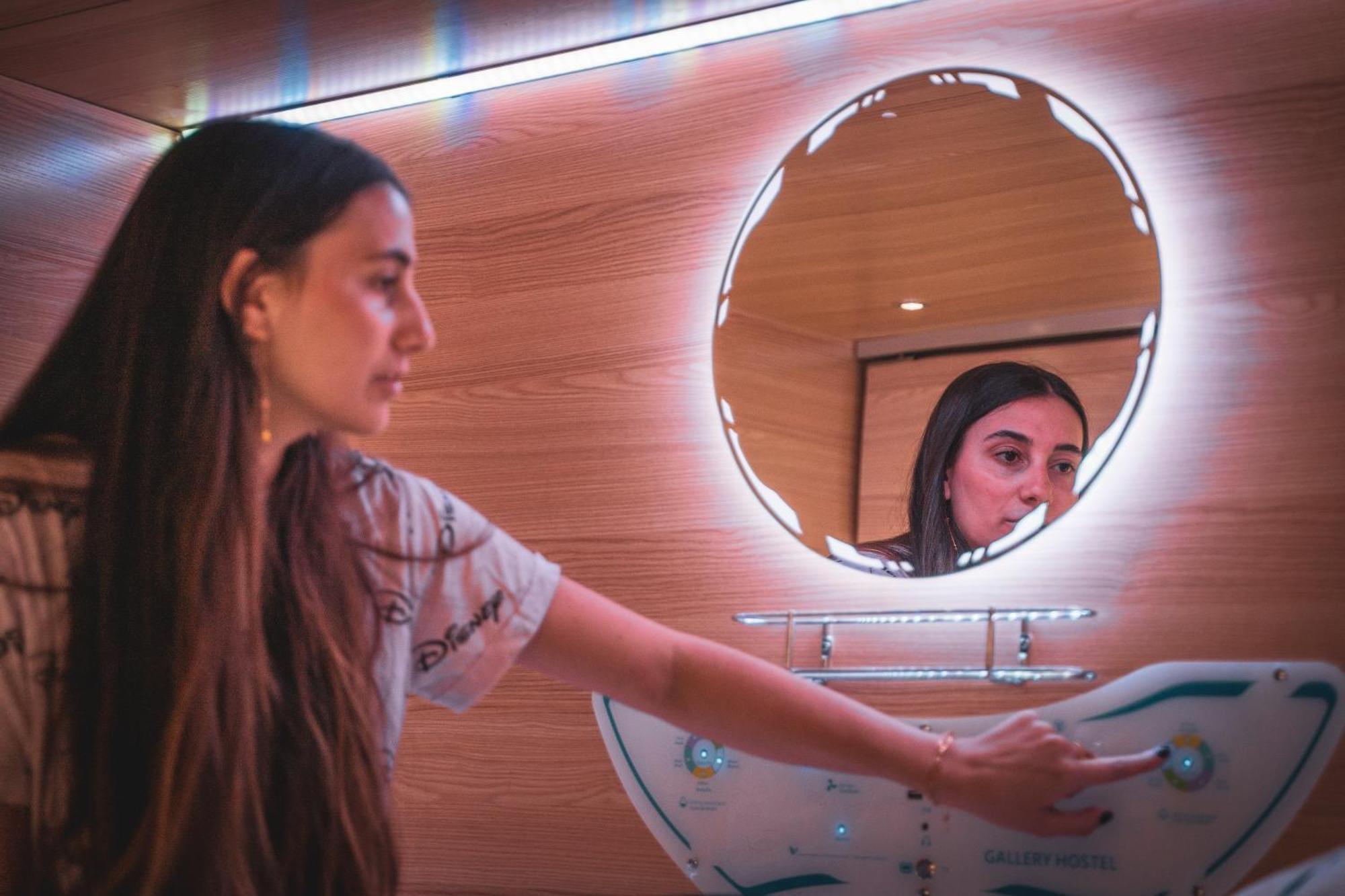 Gallery Hostel Madrid Residencia 外观 照片