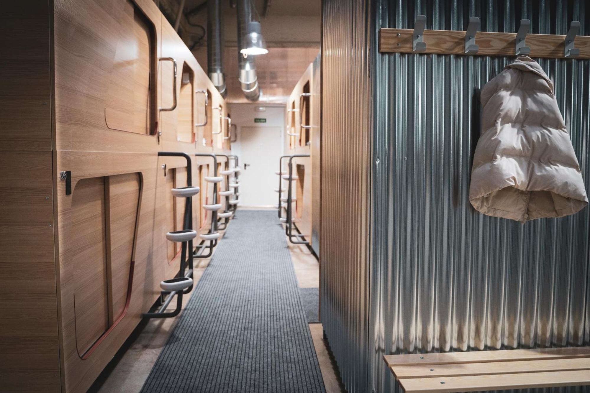 Gallery Hostel Madrid Residencia 外观 照片